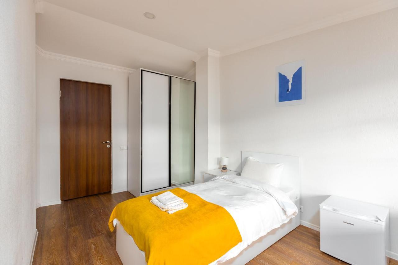 Sunny Hotel Тбілісі Екстер'єр фото