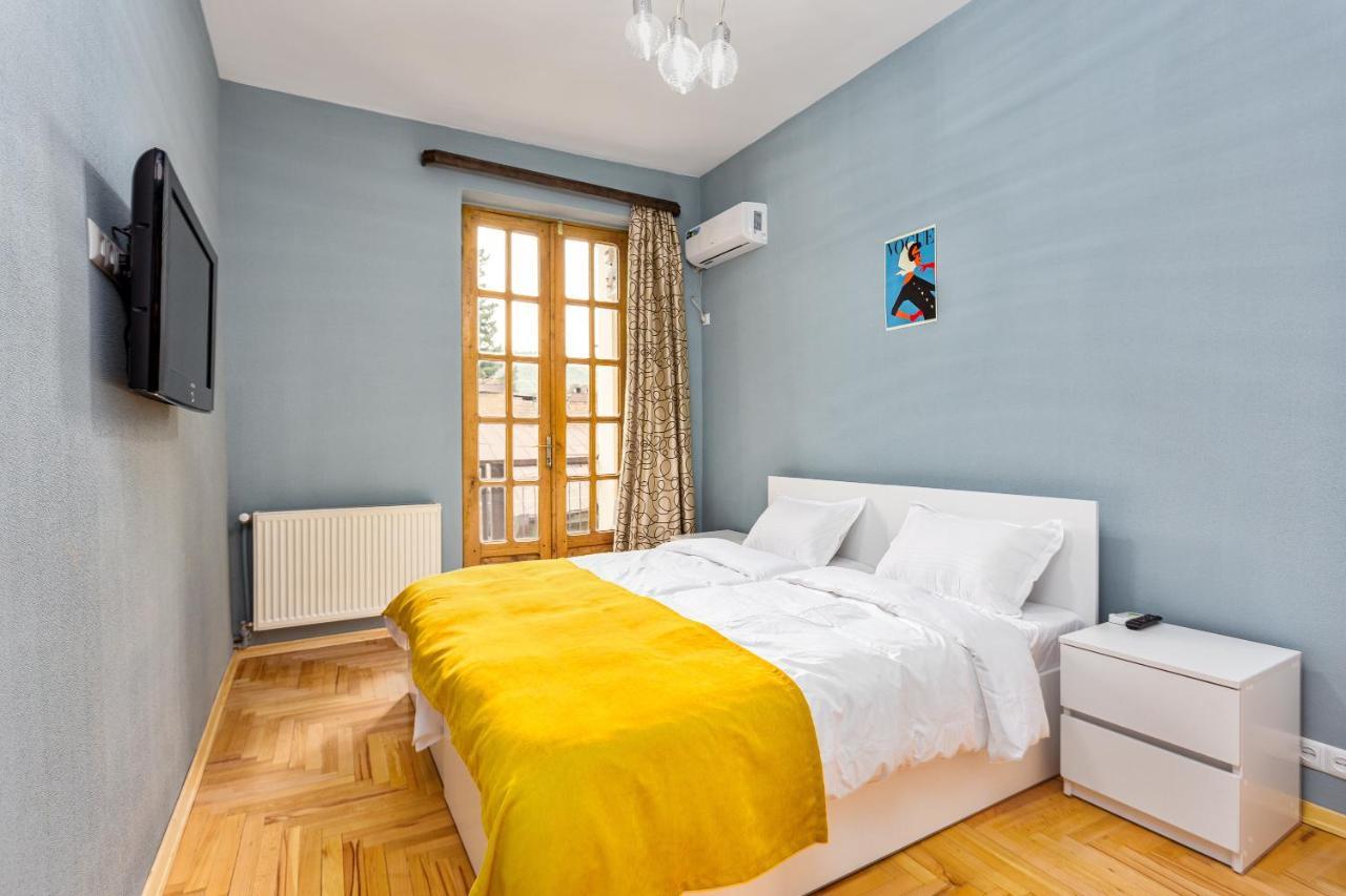 Sunny Hotel Тбілісі Екстер'єр фото