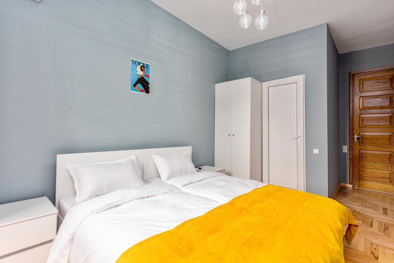 Sunny Hotel Тбілісі Екстер'єр фото